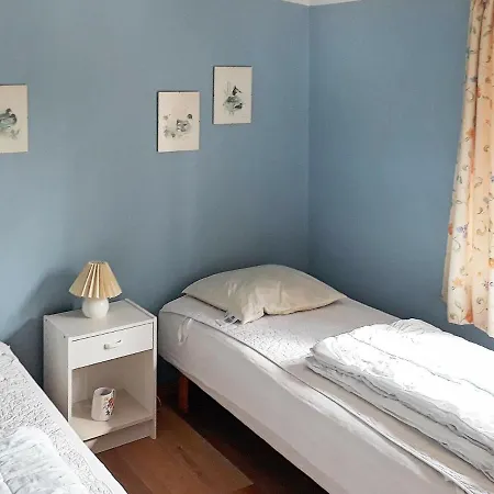 Three-bedroom Holiday In 別荘